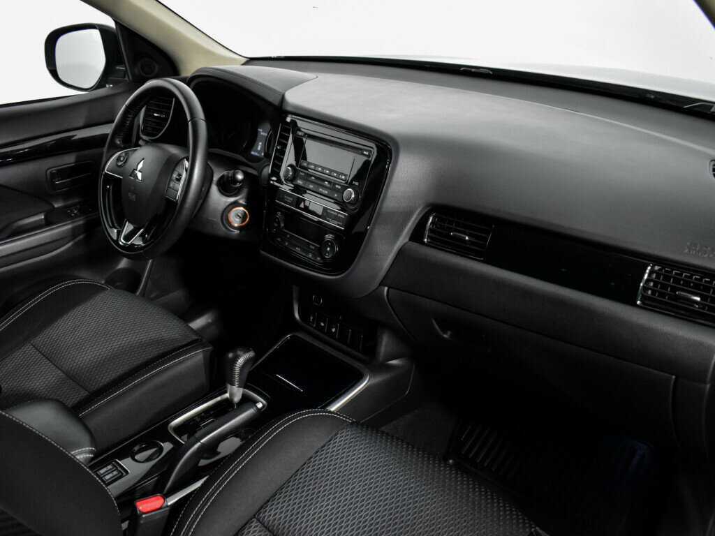 Купить Mitsubishi Outlander, 2019, 87 000 км, фото №13