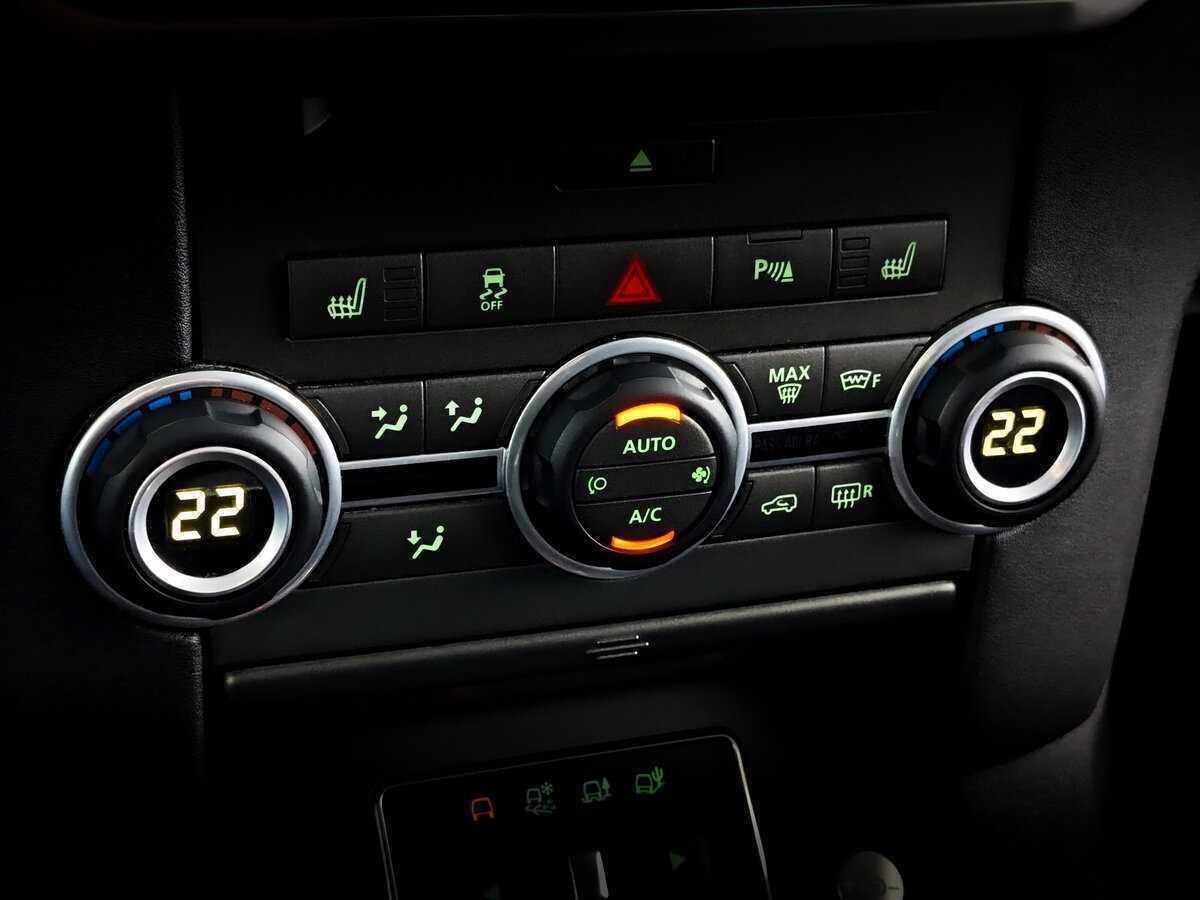 Купить Land Rover Discovery, 2015, 199 260 км, фото №23