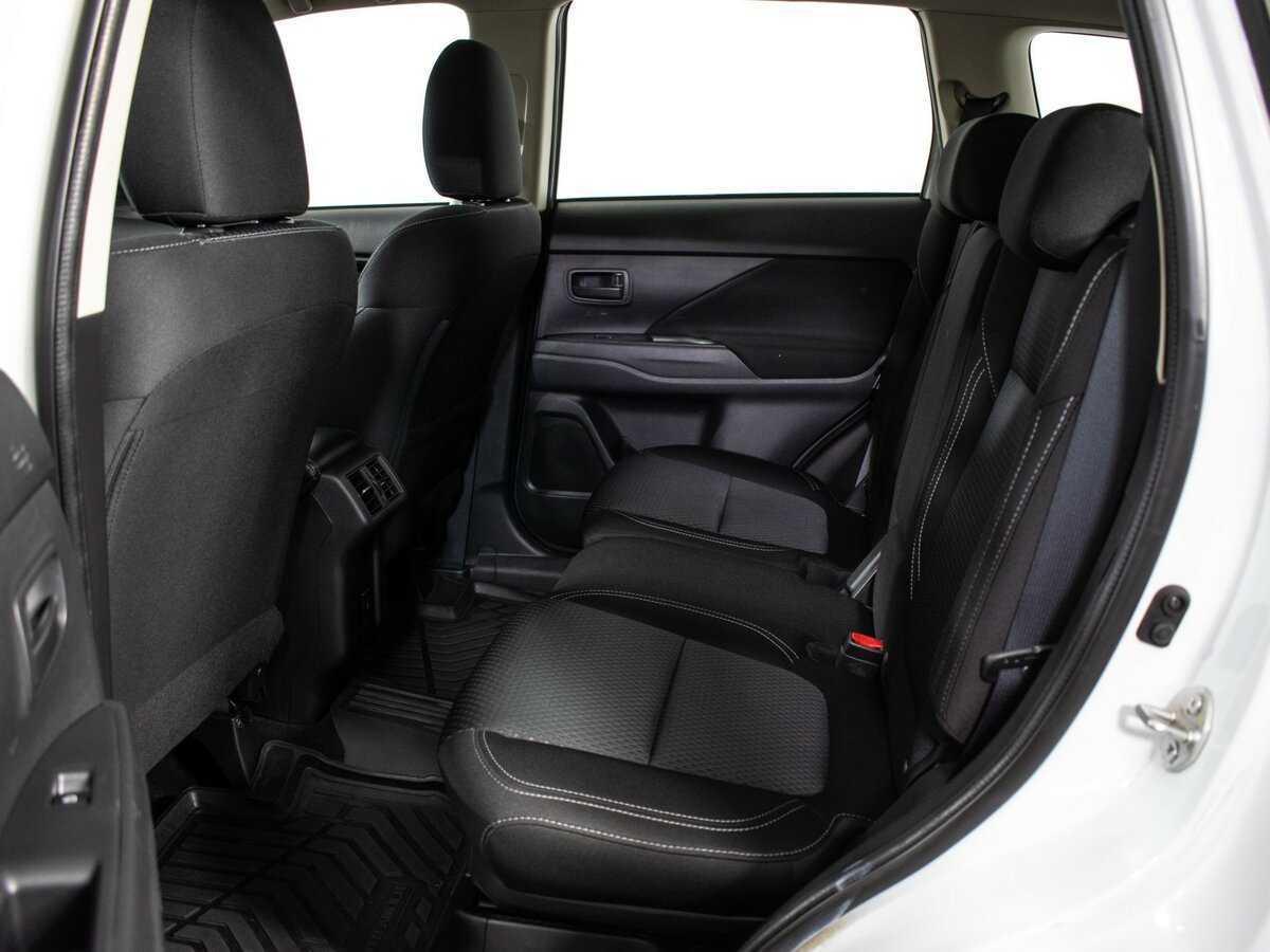 Купить Mitsubishi Outlander, 2020, 103 645 км, фото №10