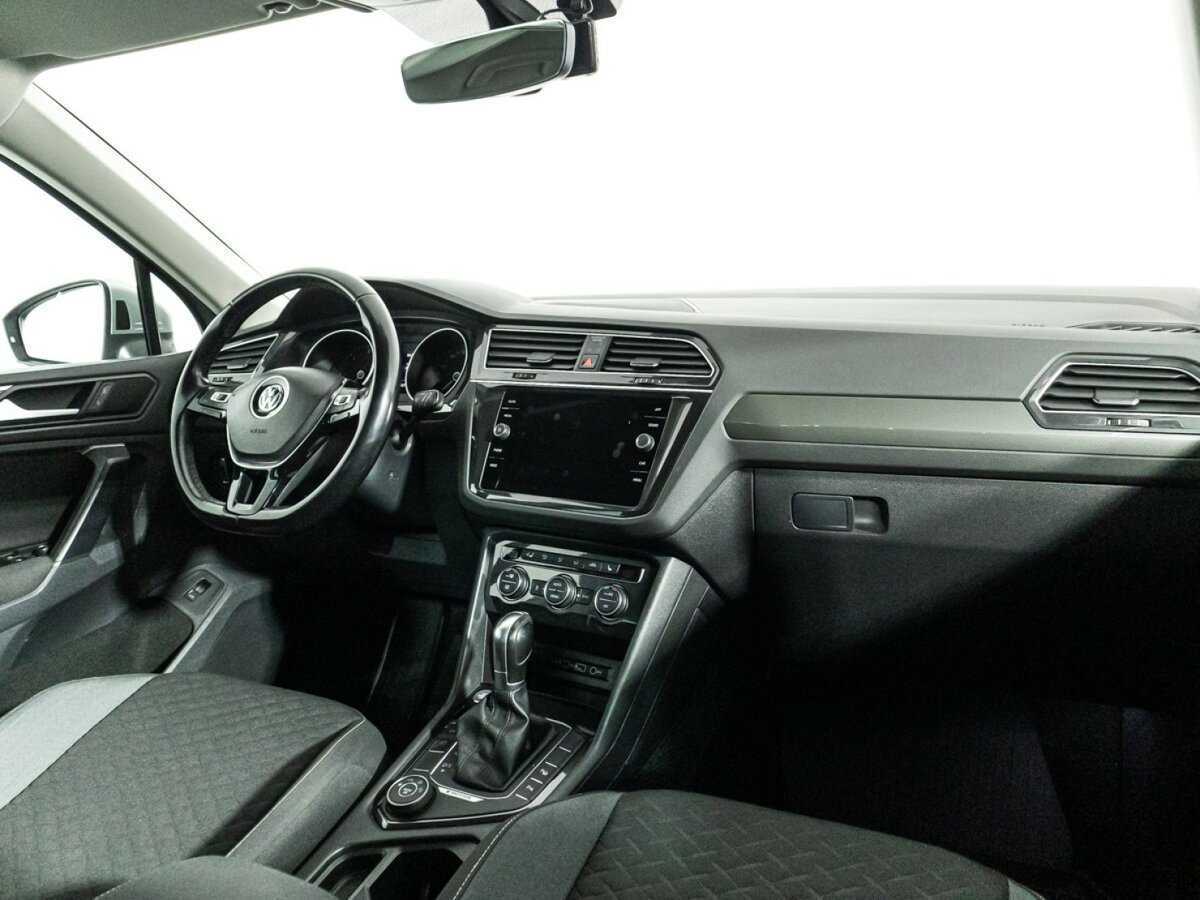 Купить Volkswagen Tiguan, 2018, 115 369 км, фото №9