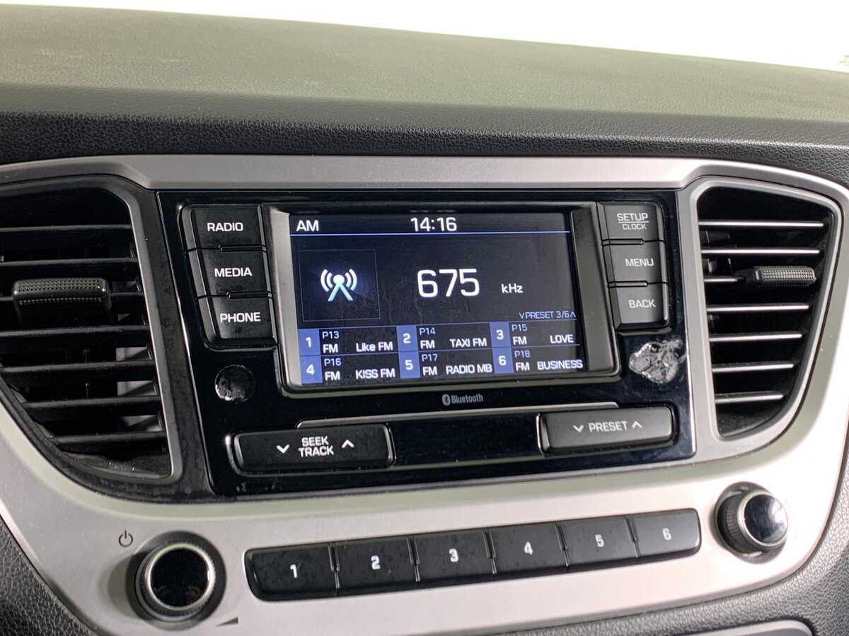 Купить Hyundai Solaris, 2017, 162 127 км, фото №15