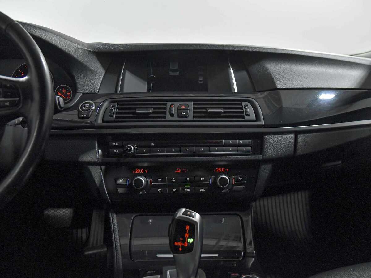 Купить BMW 5 серии 520d, 2013, 205 604 км, фото №11