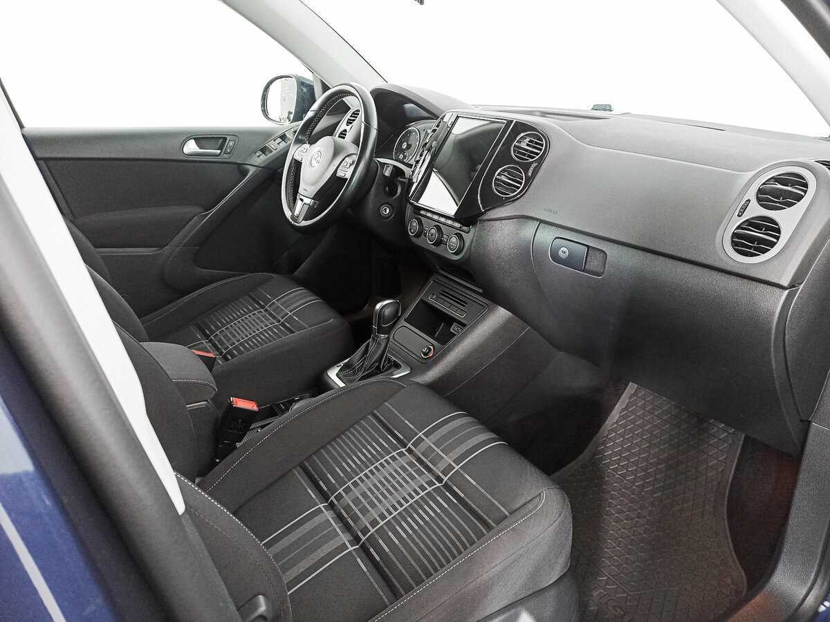 Купить Volkswagen Tiguan, 2016, 128 587 км, фото №9