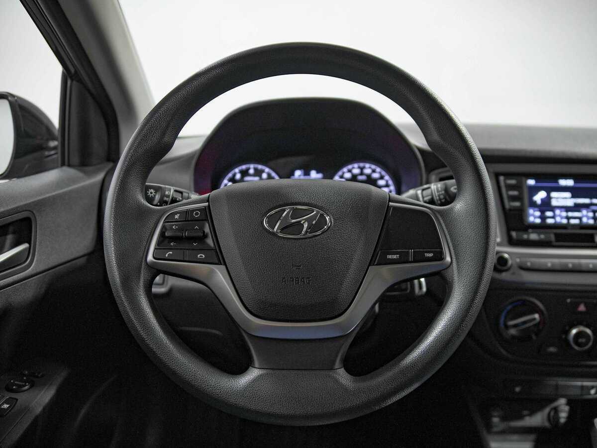 Купить Hyundai Solaris, 2021, 45 059 км, фото №8