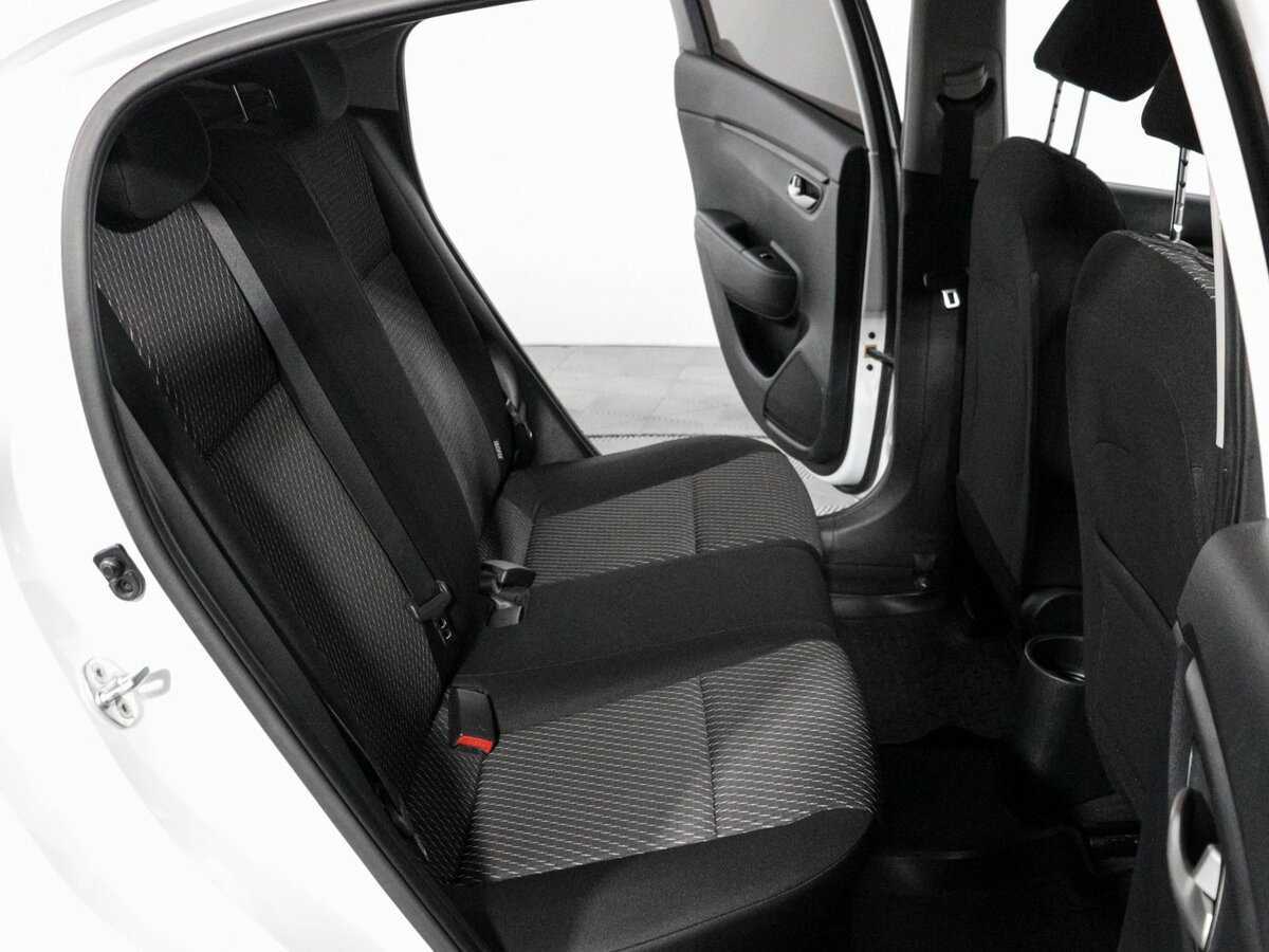 Купить Kia Rio, 2018, 109 699 км, фото №12