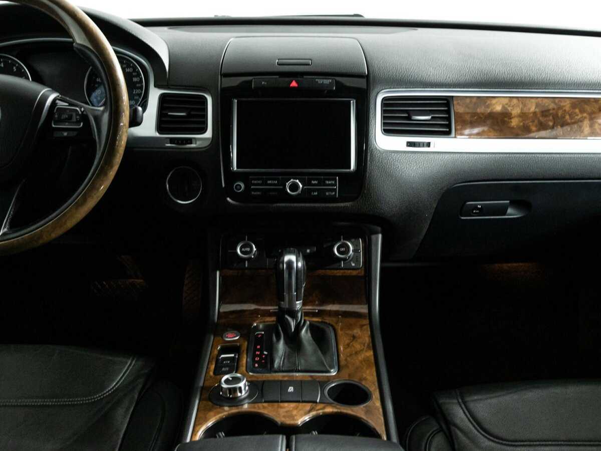 Купить Volkswagen Touareg, 2012, 329 160 км, фото №14