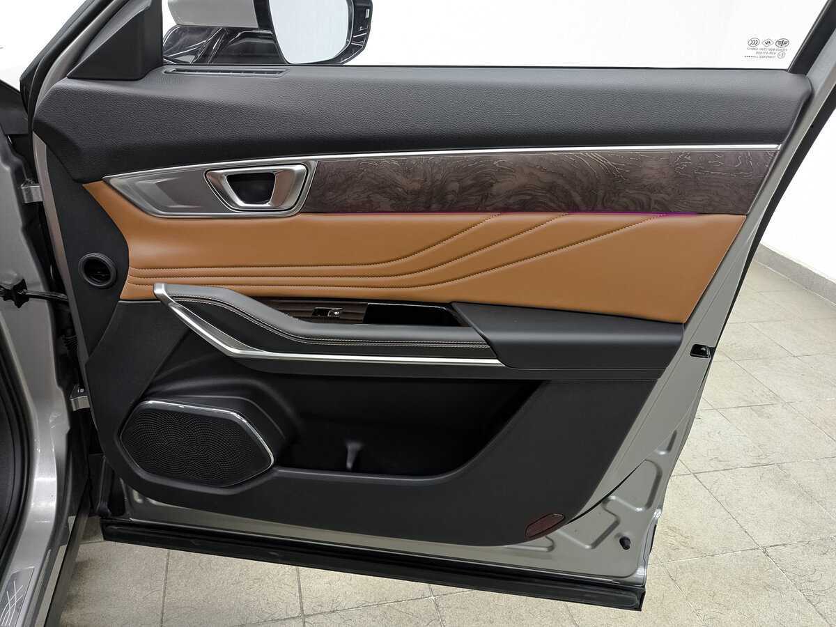 Купить FAW Bestune T99 6-speed, 2023, 39 384 км, фото №24