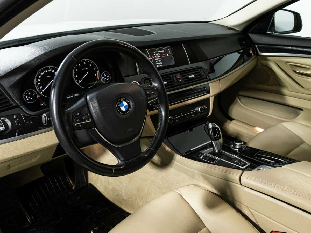 Купить BMW 5 серии 520i, 2014, 132 433 км, фото №11