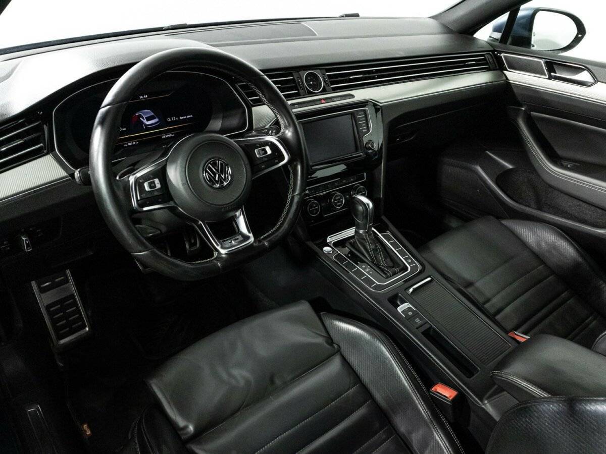 Купить Volkswagen Passat DSG7, 2017, 283 948 км, фото №11
