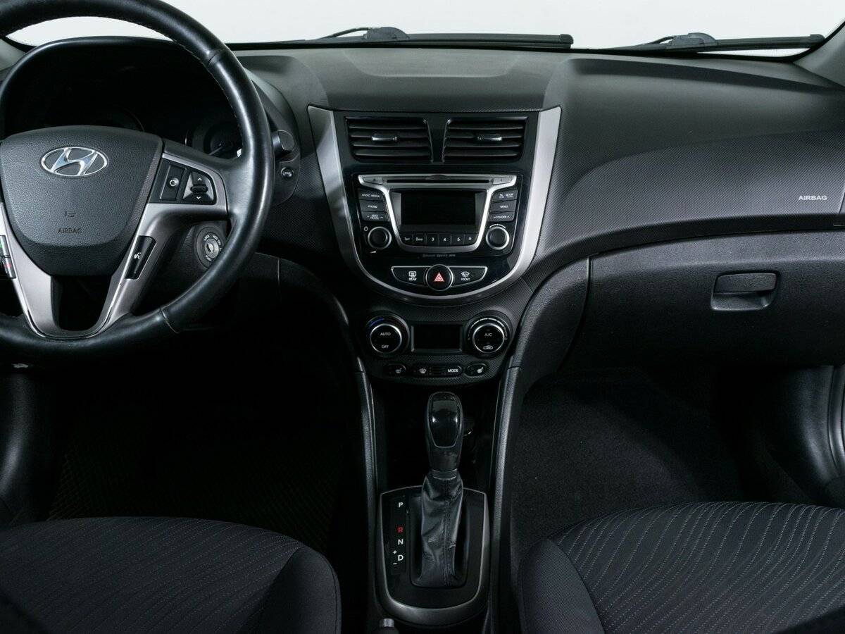 Купить Hyundai Solaris, 2014, 201 121 км, фото №9