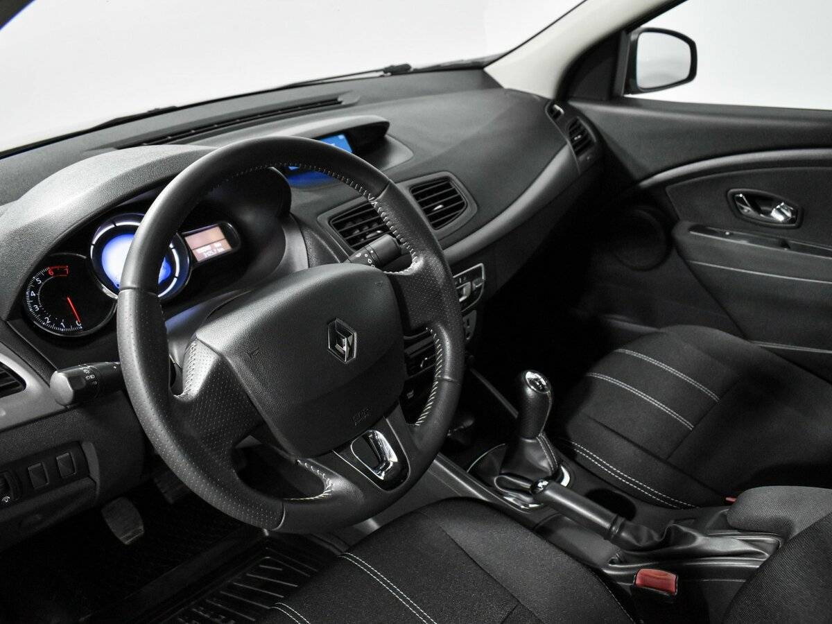 Купить Renault Fluence, 2013, 108 339 км, фото №8