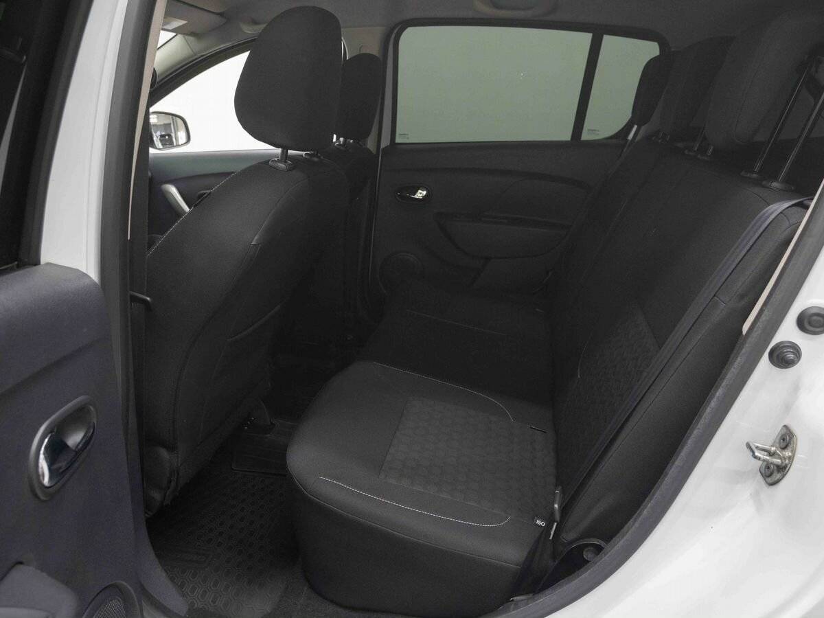 Купить Renault Sandero, 2016, 210 994 км, фото №9