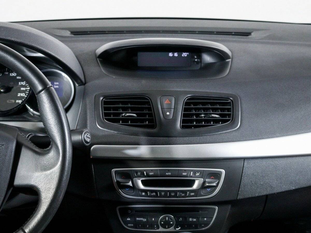 Купить Renault Fluence, 2012, 82 150 км, фото №11