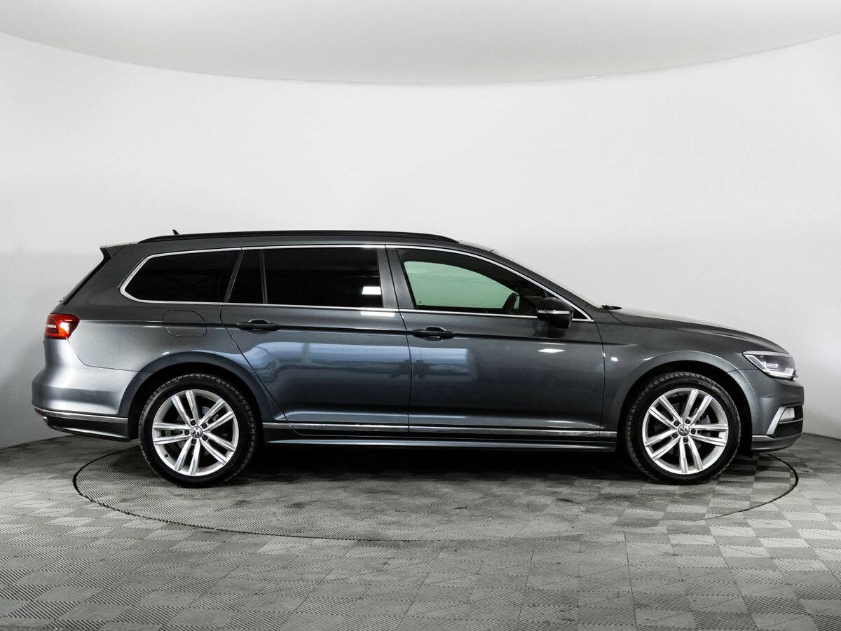 Купить Volkswagen Passat, 2016, 228 105 км, фото №4