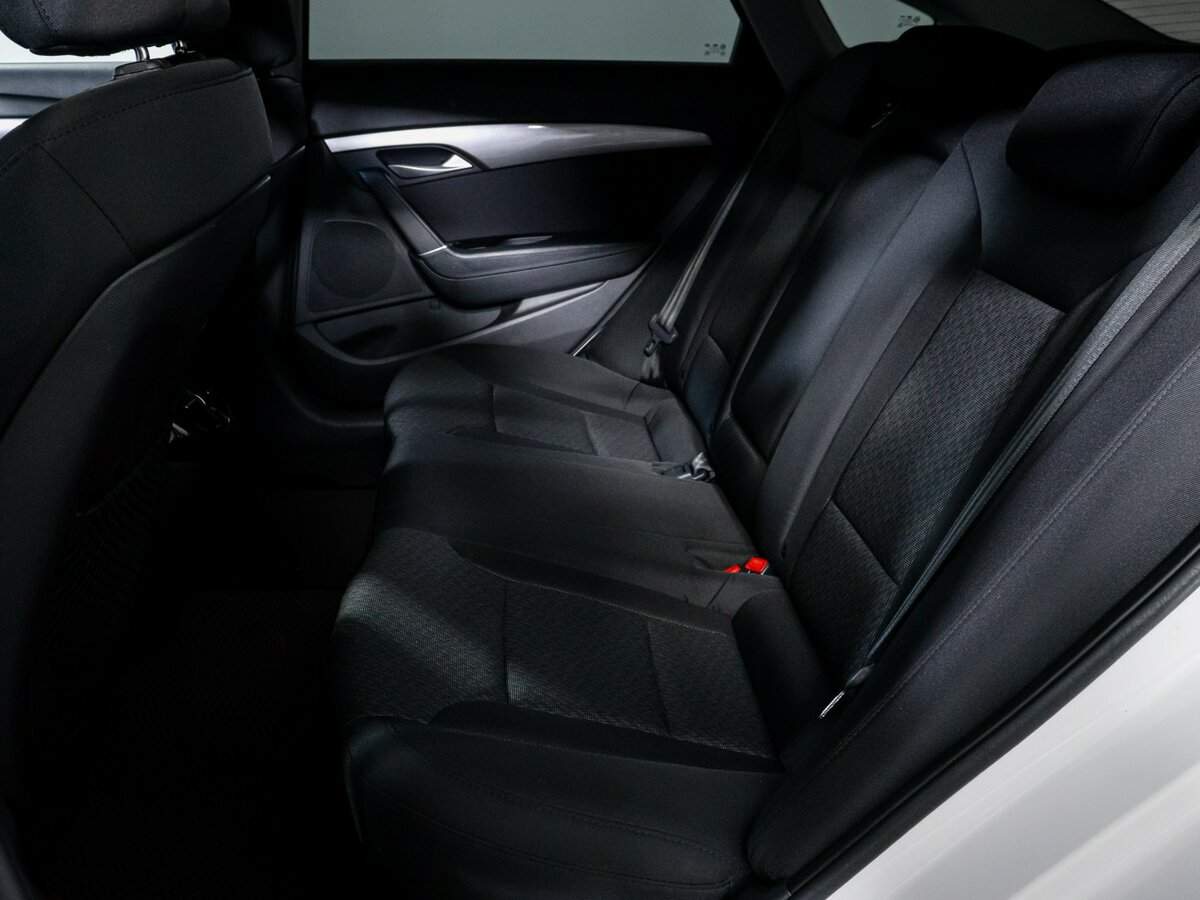 Купить Hyundai i40, 2013, 270 808 км, фото №10