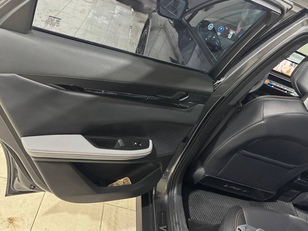 Купить Changan UNI-V, 2023, 25 000 км, фото №9