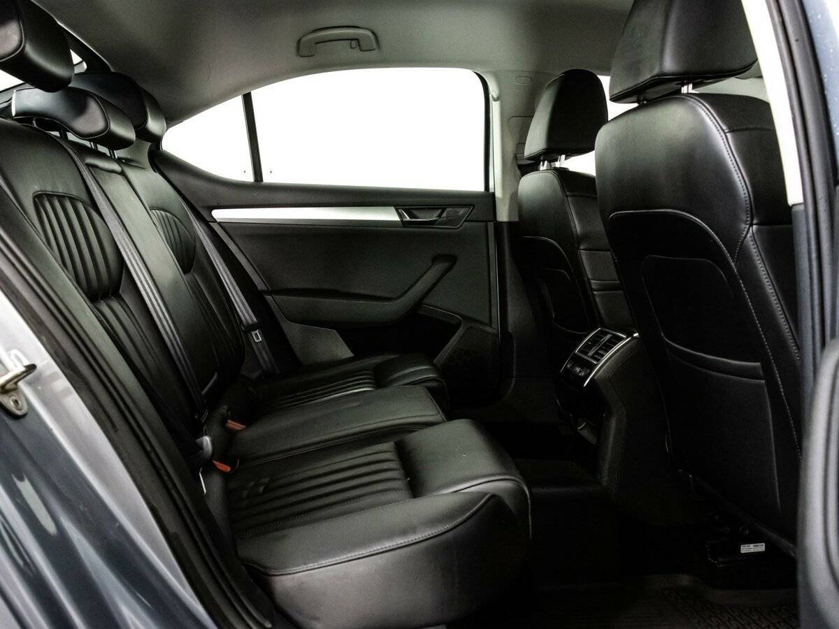 Купить Skoda Superb, 2017, 108 411 км, фото №18