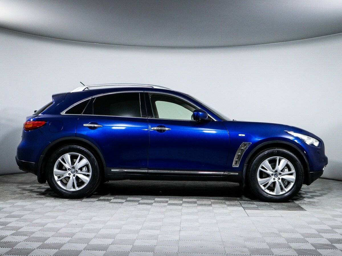 Купить Infiniti FX37, 2012, 180 092 км, фото №4