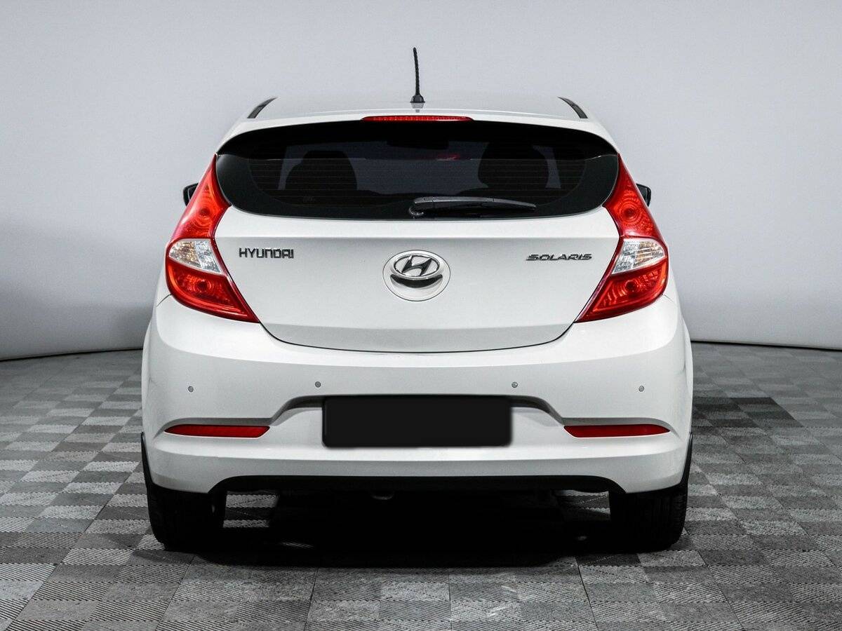 Купить Hyundai Solaris, 2015, 73 940 км, фото №5