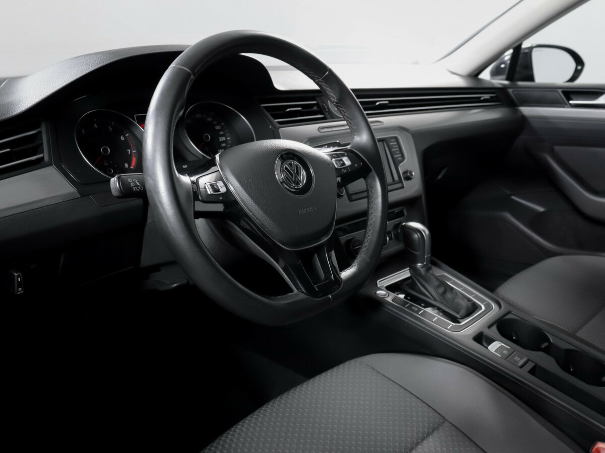Купить Volkswagen Passat B8, 2016, 45 100 км, фото №12