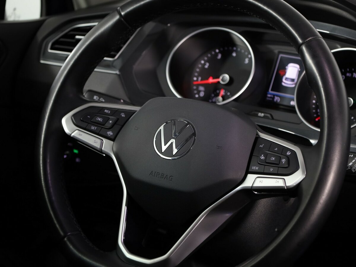 Купить Volkswagen Tiguan II Рестайлинг, 2021, 103 000 км, фото №11