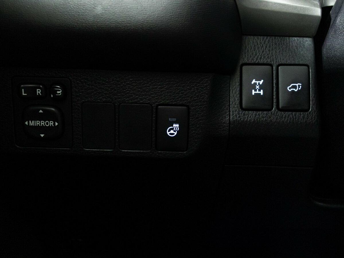 Купить Toyota RAV4 IV (XA40) Рестайлинг, 2016, 111 735 км, фото №19