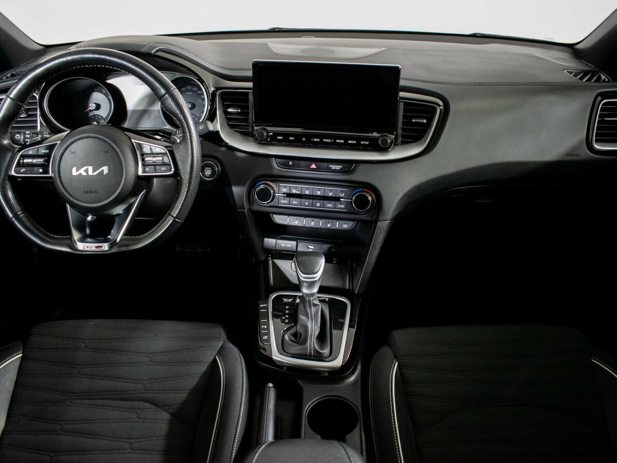 Купить Kia Ceed III Рестайлинг, 2022, 39 106 км, фото №8