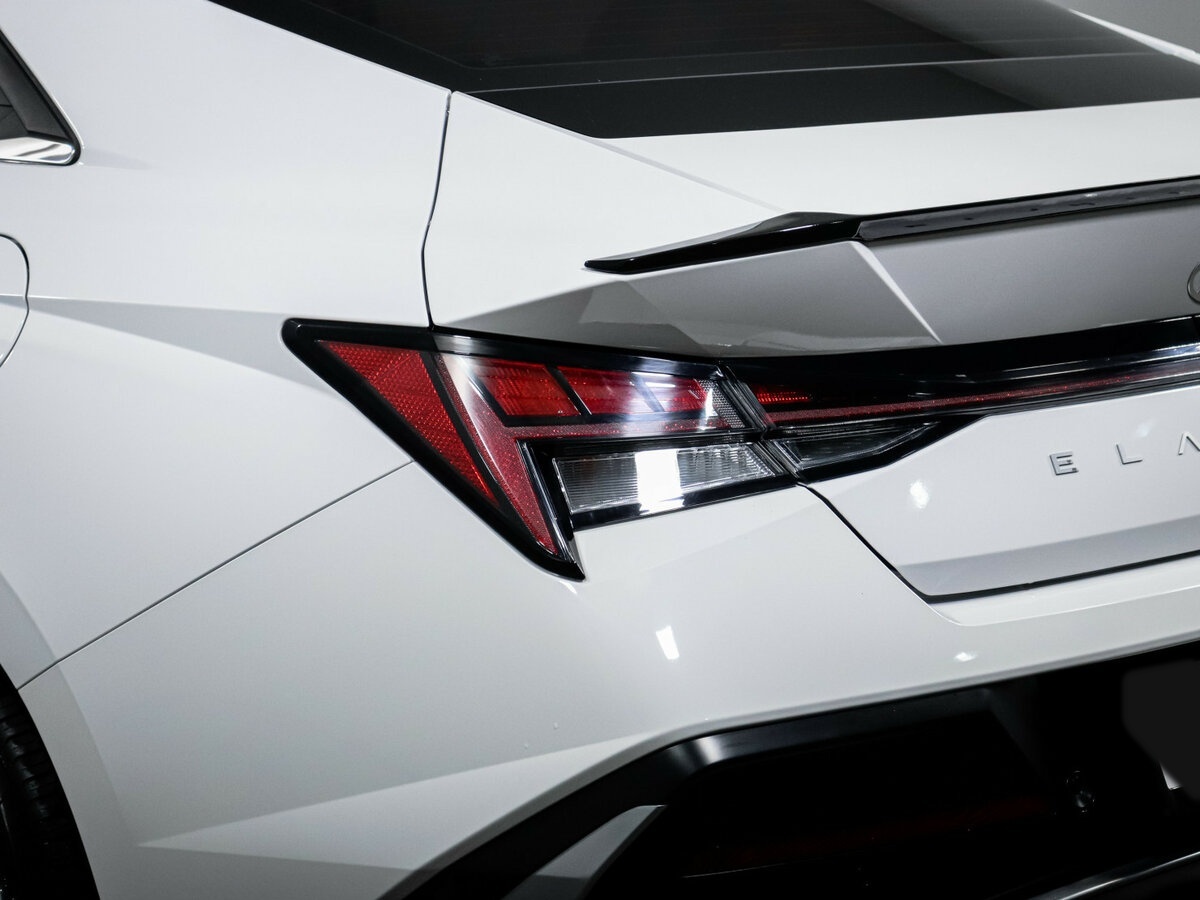 Купить Hyundai Elantra VII (CN7) Рестайлинг, 2024, 9 266 км, фото №14