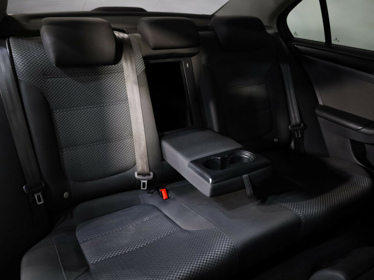 Купить Volkswagen Jetta VI, 2014, 259 874 км, фото №19