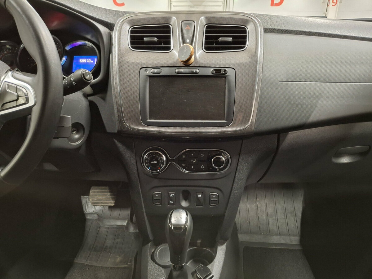 Купить Renault Sandero Stepway II Рестайлинг, 2018, 58 970 км, фото №15