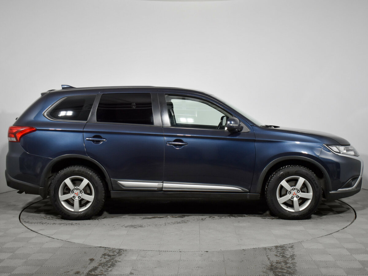 Купить Mitsubishi Outlander III Рестайлинг 3, 2019, 140 400 км, фото №4