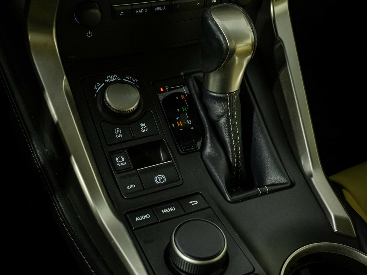 Купить Lexus NX 200 I, 2015, 108 380 км, фото №16