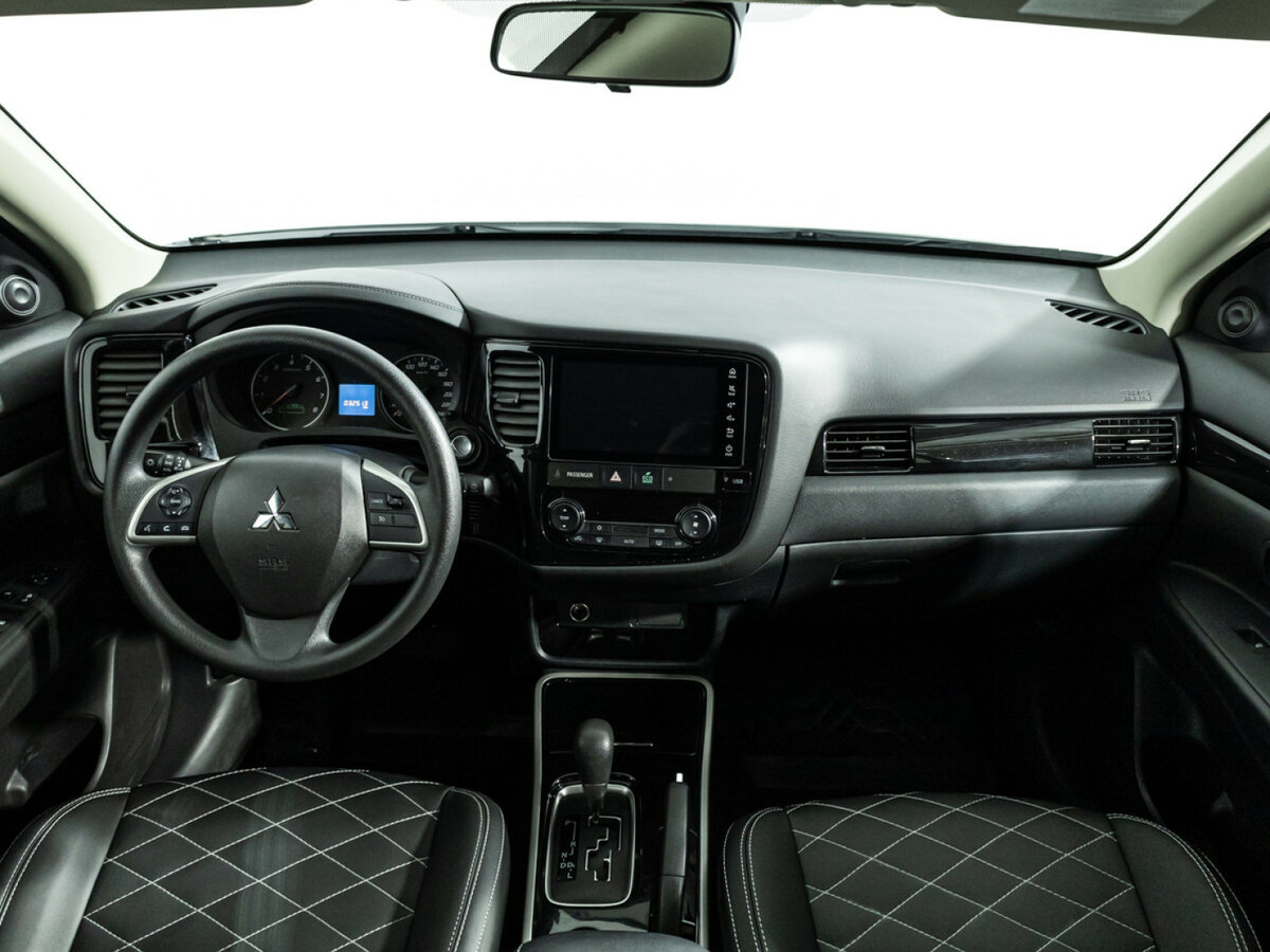 Купить Mitsubishi Outlander III Рестайлинг 3, 2022, 32 511 км, фото №11