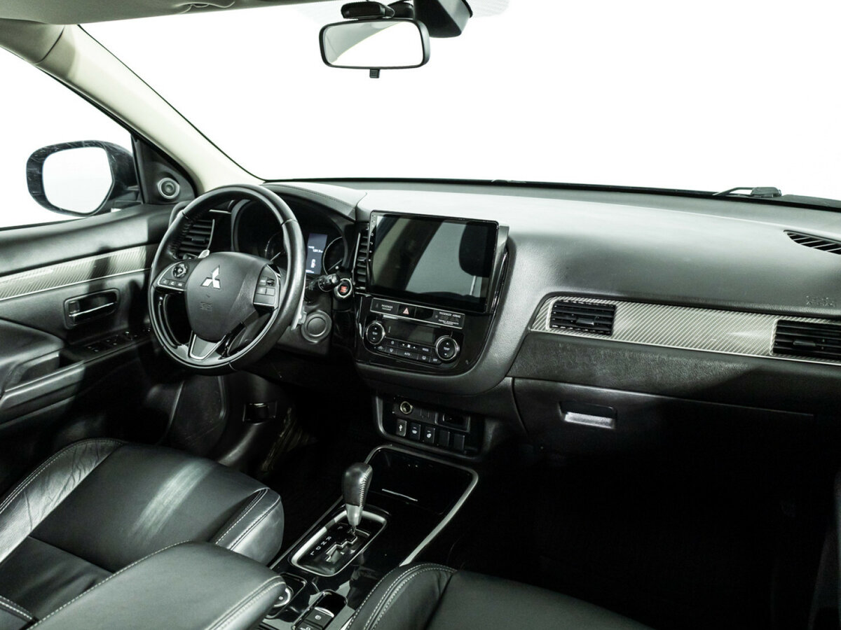 Купить Mitsubishi Outlander III Рестайлинг 3, 2019, 126 051 км, фото №9