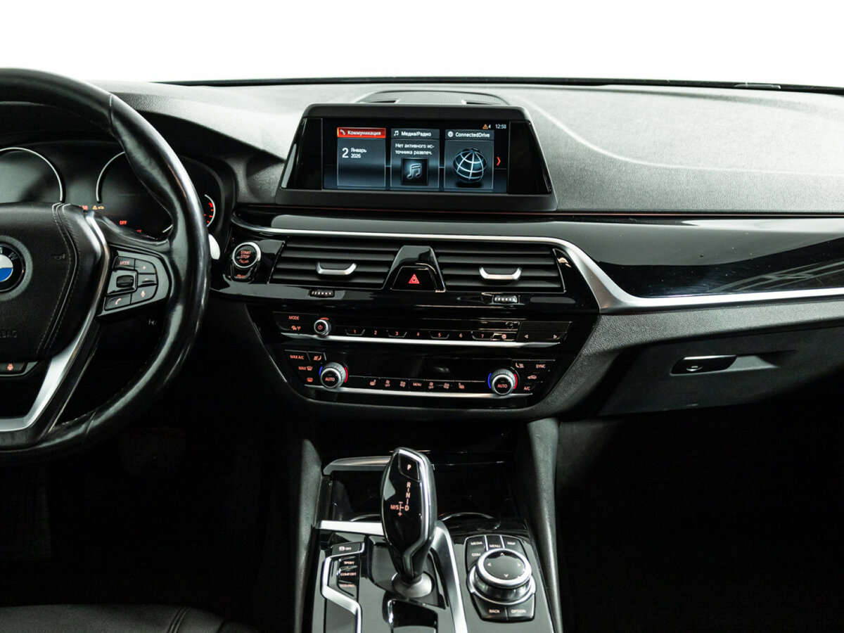 Купить BMW 5 серии 520i VII (G30/G31/G38), 2017, 323 000 км, фото №14